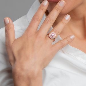 220C932D-0A94-4EB5-A0A4-5098C708CEC6